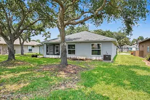 681 Sheridan Woods Dr, Melbourne, FL 32904 - Photo 21