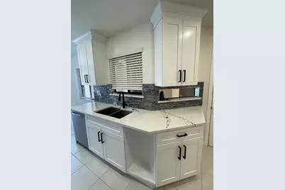 613 Manatee Drive, Satellite Beach, FL 32937 - Photo 5