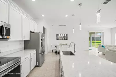 1030 Grapefruit Road SE, Palm Bay, FL 32909 - Photo 7