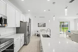 1030 Grapefruit Rd SE, Palm Bay, FL 32909 - Photo 7
