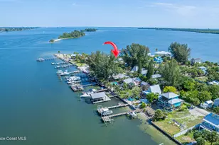 53 Vip Is, Grant-Valkaria, FL 32949 - Photo 33
