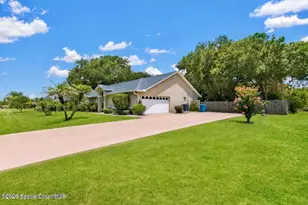 721 Hyannie St NE, Palm Bay, FL 32907 - Photo 25