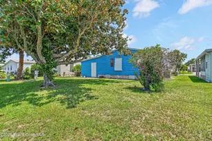 730 Periwinkle Cir, Barefoot Bay, FL 32976 - Photo 7