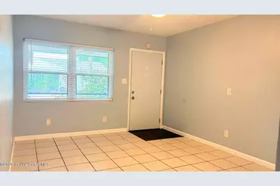 335 S Brevard Ave Avenue #E, Cocoa Beach, FL 32931 - Photo 3