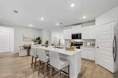1653 Garabaldi Circle SE, Palm Bay, FL 32909 - Photo 5