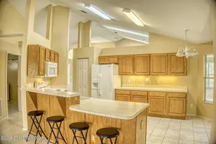 805 Crossbow Dr, Melbourne, FL 32904 - Photo 7