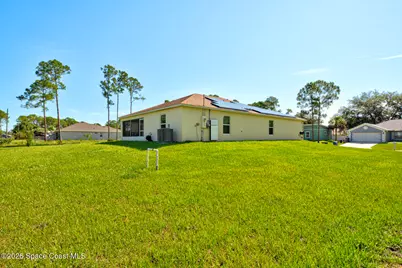 770 Harriet Avenue SW, Palm Bay, FL 32908 - Photo 5
