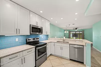 290 Paradise Boulevard #2, Indialantic, FL 32903 - Photo 5