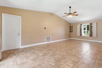 1038 Falconer Street NW, Palm Bay, FL 32907 - Photo 11