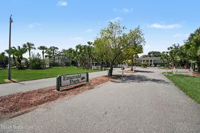 2203 Flower Tree Circle, Melbourne, FL 32935 - Photo 25