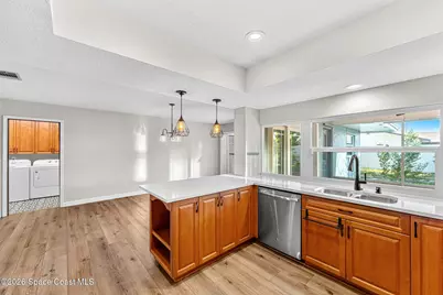 475 E Amherst Circle, Satellite Beach, FL 32937 - Photo 13