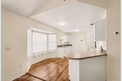 880 Vocelle Avenue, Sebastian, FL 32958 - Photo 7