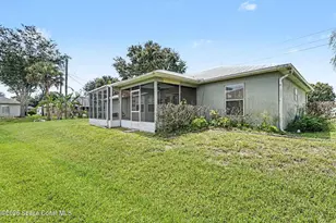 880 Vocelle Ave, Sebastian, FL 32958 - Photo 23