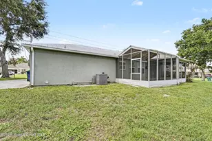 880 Vocelle Ave, Sebastian, FL 32958 - Photo 21