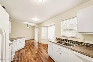 880 Vocelle Ave, Sebastian, FL 32958 - Photo 9
