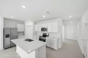 1652 Ellsworth Circle SW, Palm Bay, FL 32908 - Photo 3