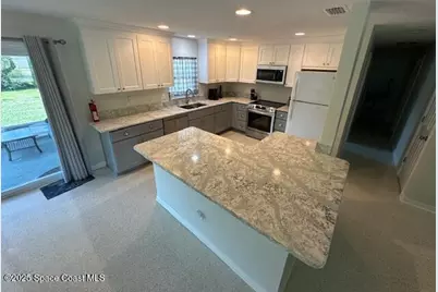317 Dartmouth Avenue, Melbourne, FL 32901 - Photo 9