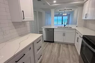 1305 S Atlantic Ave, Cocoa Beach, FL 32931 - Photo 3
