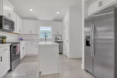 1038 Soleway Avenue NW, Palm Bay, FL 32907 - Photo 11