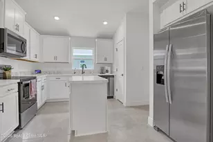 1038 Soleway Ave NW, Palm Bay, FL 32907 - Photo 11