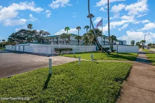 1595 N Atlantic Ave, Cocoa Beach, FL 32931 - Photo 25