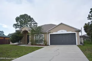 458 Fitzsimmons Street SW, Palm Bay, FL 32908 - Photo 1