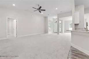 930 Palo Alto St SE, Palm Bay, FL 32909 - Photo 7