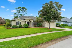673 Linville Falls Dr, Melbourne, FL 32904 - Photo 3