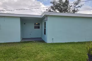 1796 Pontiac Cir N, Melbourne, FL 32935 - Photo 7