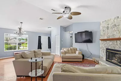 271 Hammock Road SE, Palm Bay, FL 32909 - Photo 9