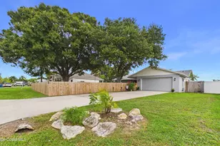 667 Antigua St NE, Palm Bay, FL 32907 - Photo 1
