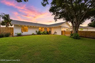667 Antigua St NE, Palm Bay, FL 32907 - Photo 3