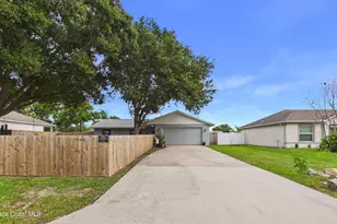 667 Antigua St NE, Palm Bay, FL 32907 - Photo 35