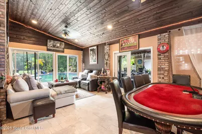 562 Lake Ashley Circle, Melbourne, FL 32904 - Photo 11