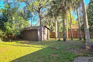 1537 Mango Tree Dr, Edgewater, FL 32132 - Photo 17