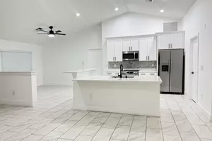 1013 Hammacher Ave SW, Palm Bay, FL 32908 - Photo 7