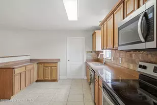 1270 Arnold Dr, Melbourne, FL 32935 - Photo 7