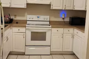839 Custer St NW, Palm Bay, FL 32907 - Photo 3