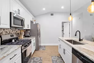 859 Laurel Cir, Barefoot Bay, FL 32976 - Photo 17
