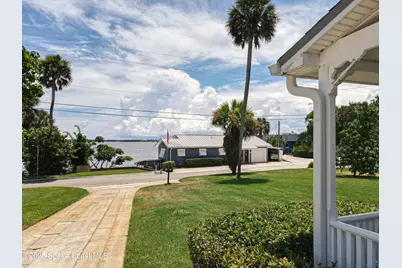 2811 N Indian River Drive, Cocoa, FL 32922 - Photo 33