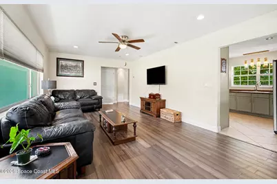 485 Poinciana Drive, Melbourne, FL 32935 - Photo 3
