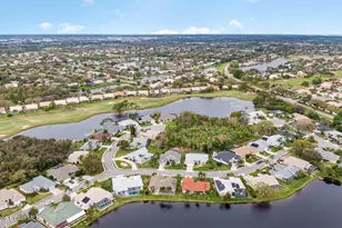 1051 Fieldstone Dr, Melbourne, FL 32940 - Photo 3