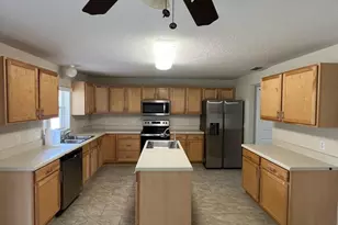 2109 Maeve Cir, Melbourne, FL 32904 - Photo 5