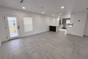 233 NE 1st Street S, Satellite Beach, FL 32937 - Photo 3