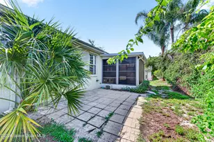 3472 Horse Creek Cir, Melbourne, FL 32935 - Photo 27