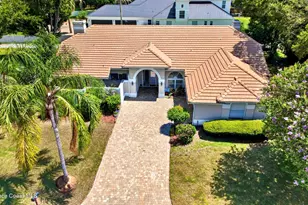 101 Island Grove Dr, Merritt Island, FL 32952 - Photo 1