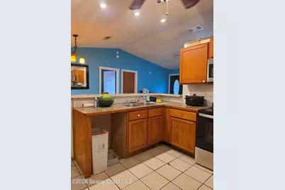 478 Bradley Avenue NE, Palm Bay, FL 32907 - Photo 7
