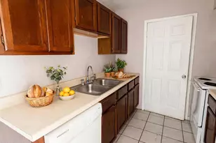 2101 Forest Knoll Dr NE, Palm Bay, FL 32905 - Photo 9