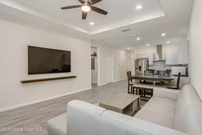 209 E Avenue B, Melbourne, FL 32901 - Photo 9