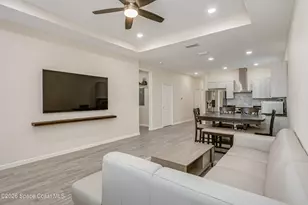 209 E Ave B, Melbourne, FL 32901 - Photo 9